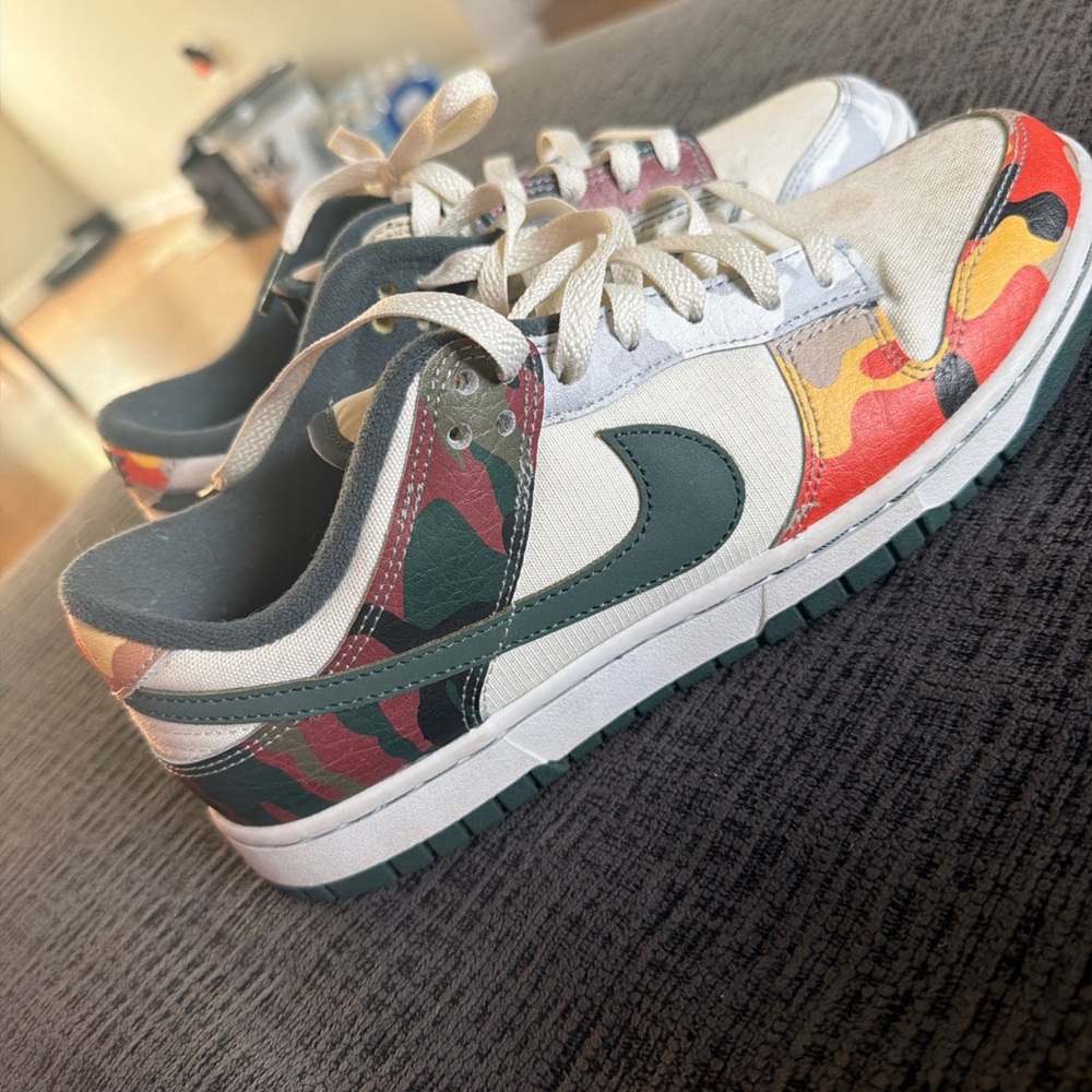Nike Dunk Low - - Picture 3 of 6